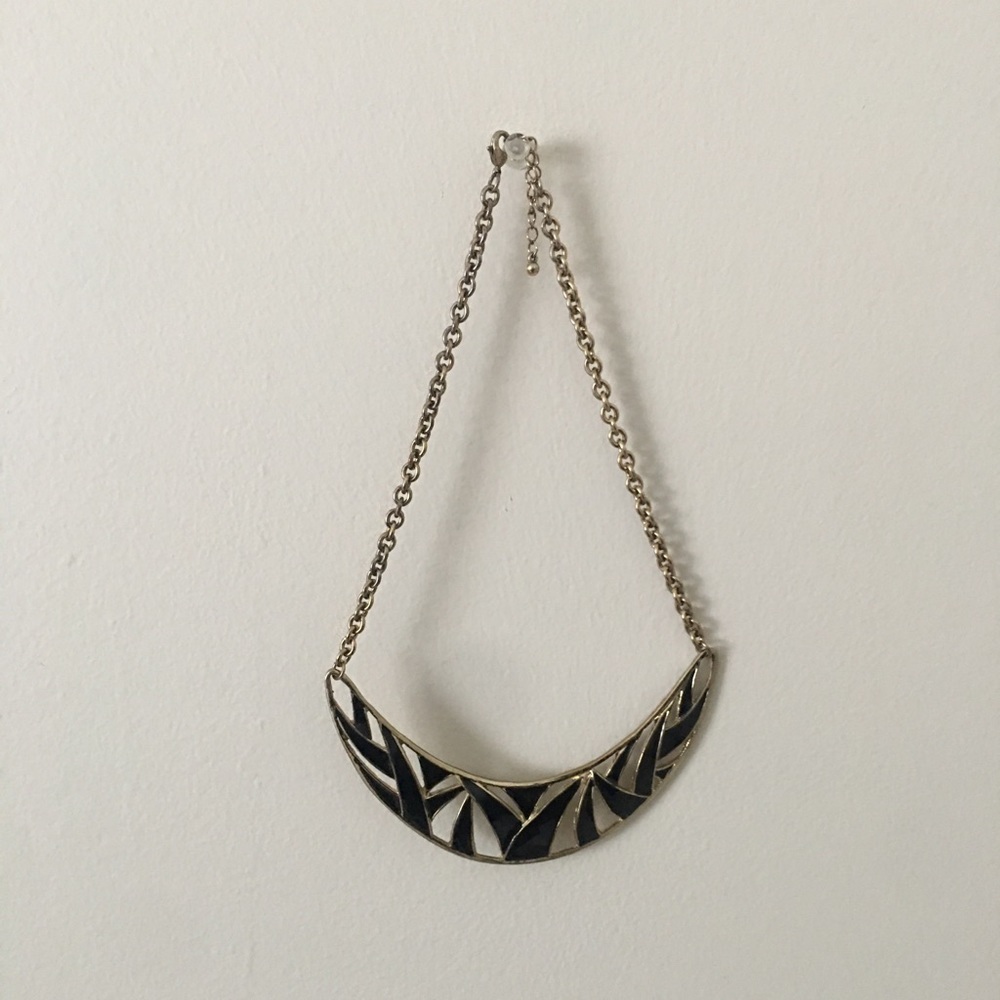 Beautiful Gold Plated and Black detail necklace